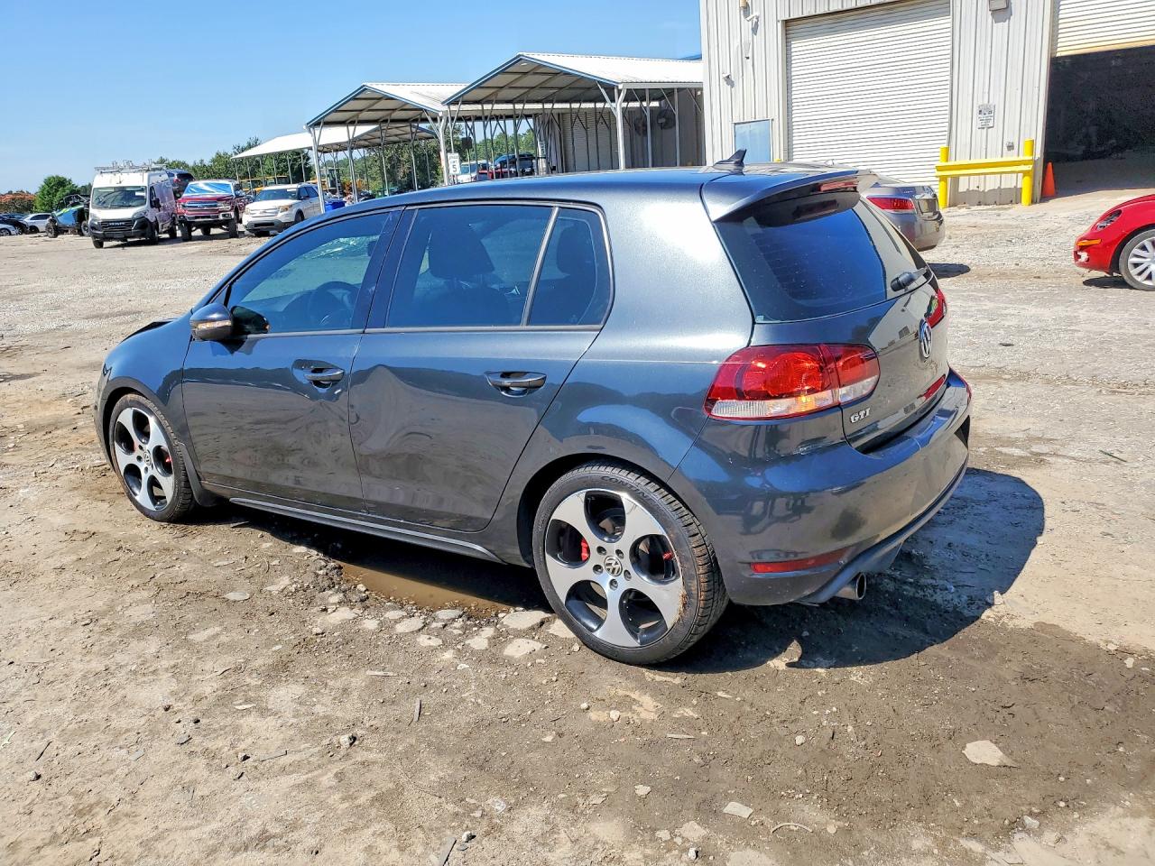 2012 VOLKSWAGEN GTI photo 3