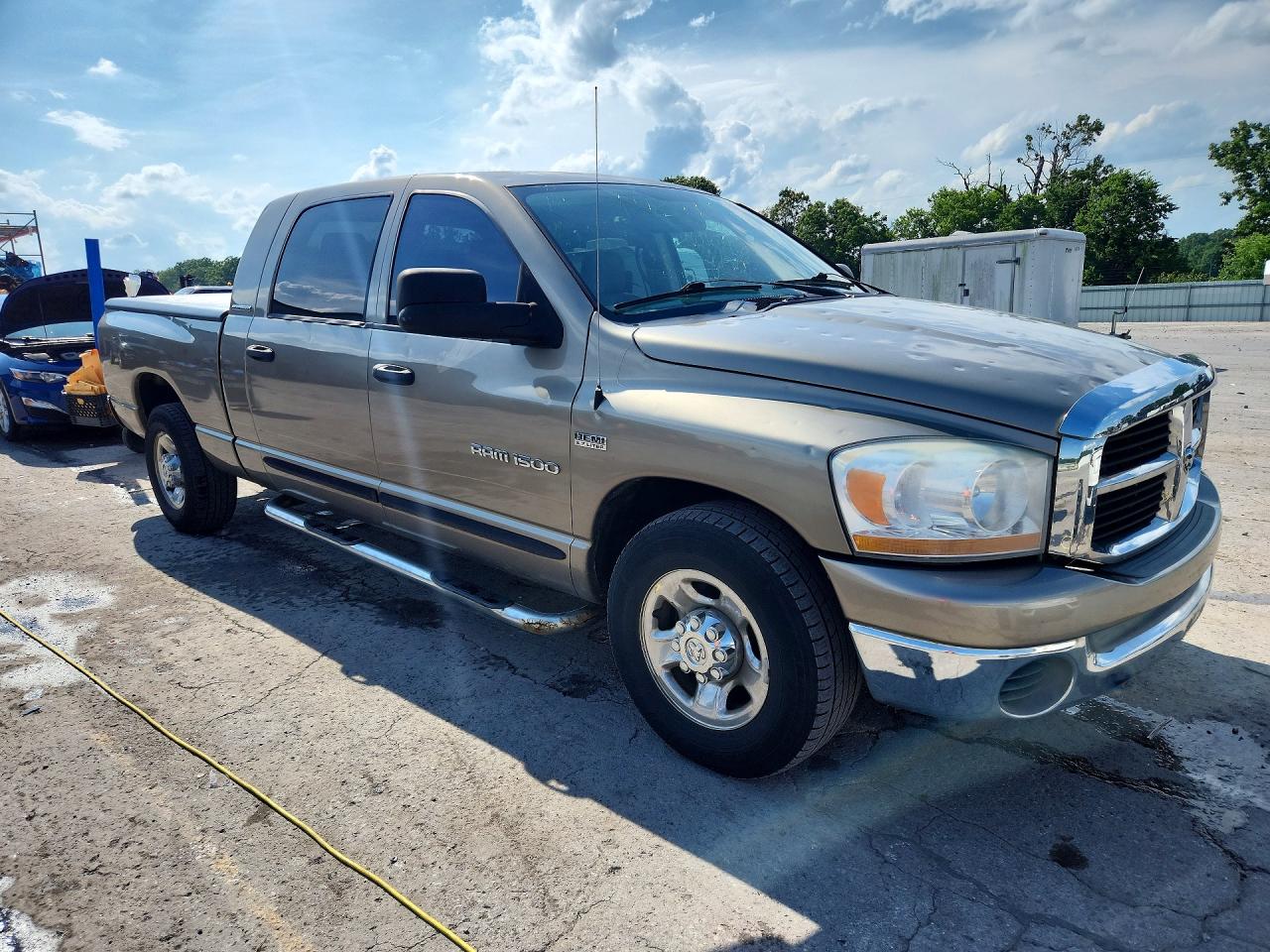 2006 DODGE RAM 1500 photo 10