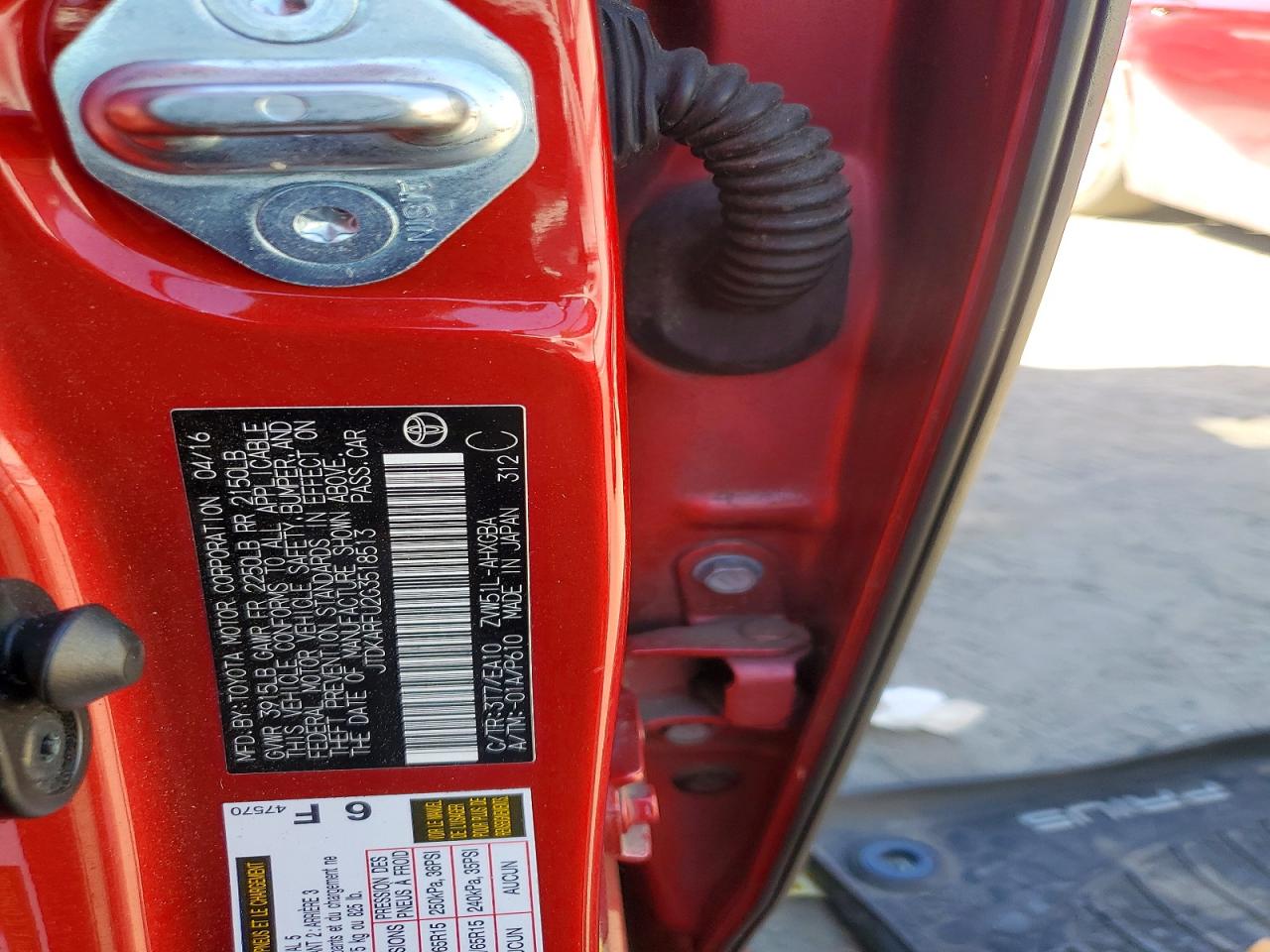 2016 TOYOTA PRIUS FOUR photo 23