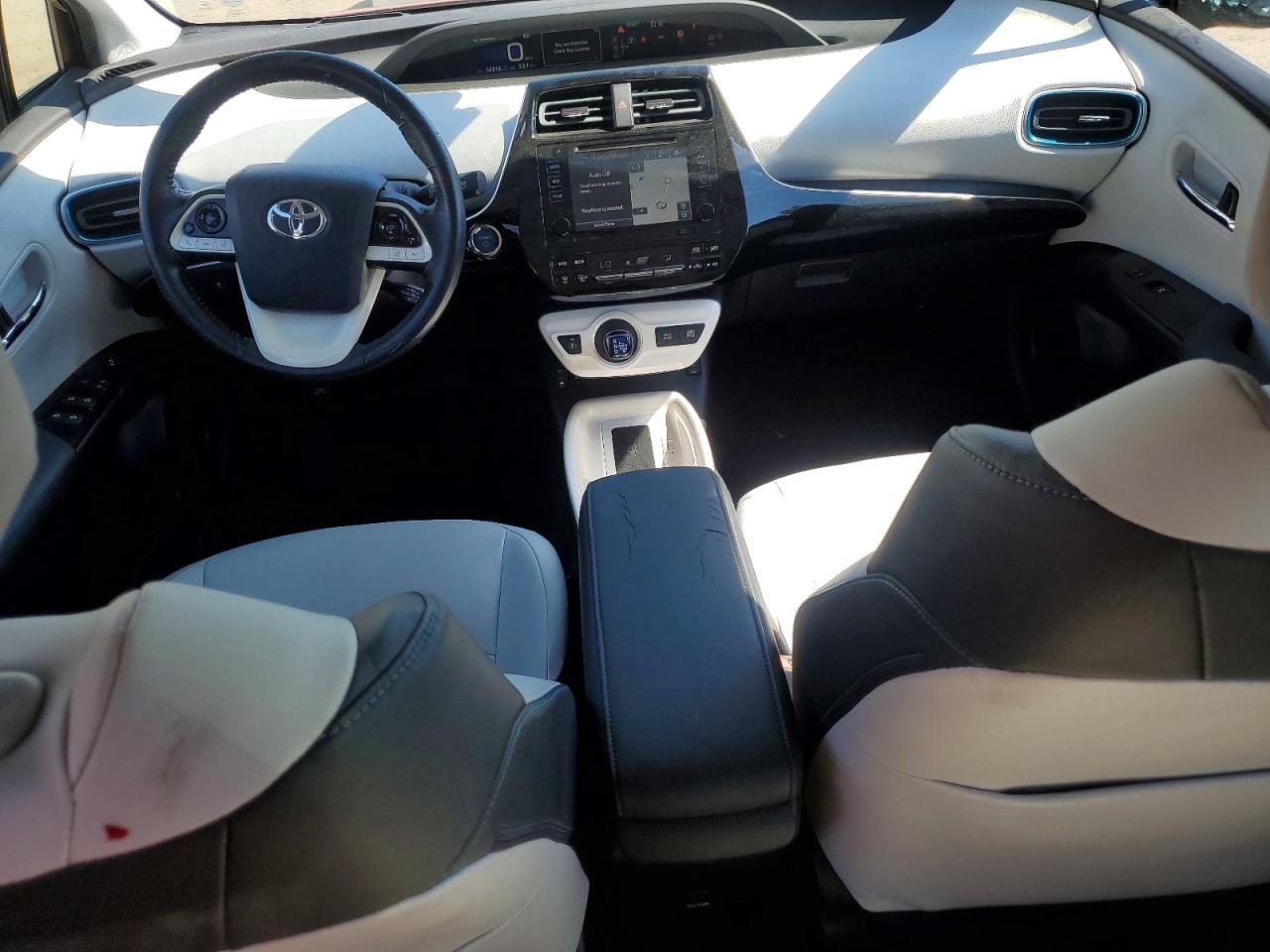 2016 TOYOTA PRIUS FOUR photo 15