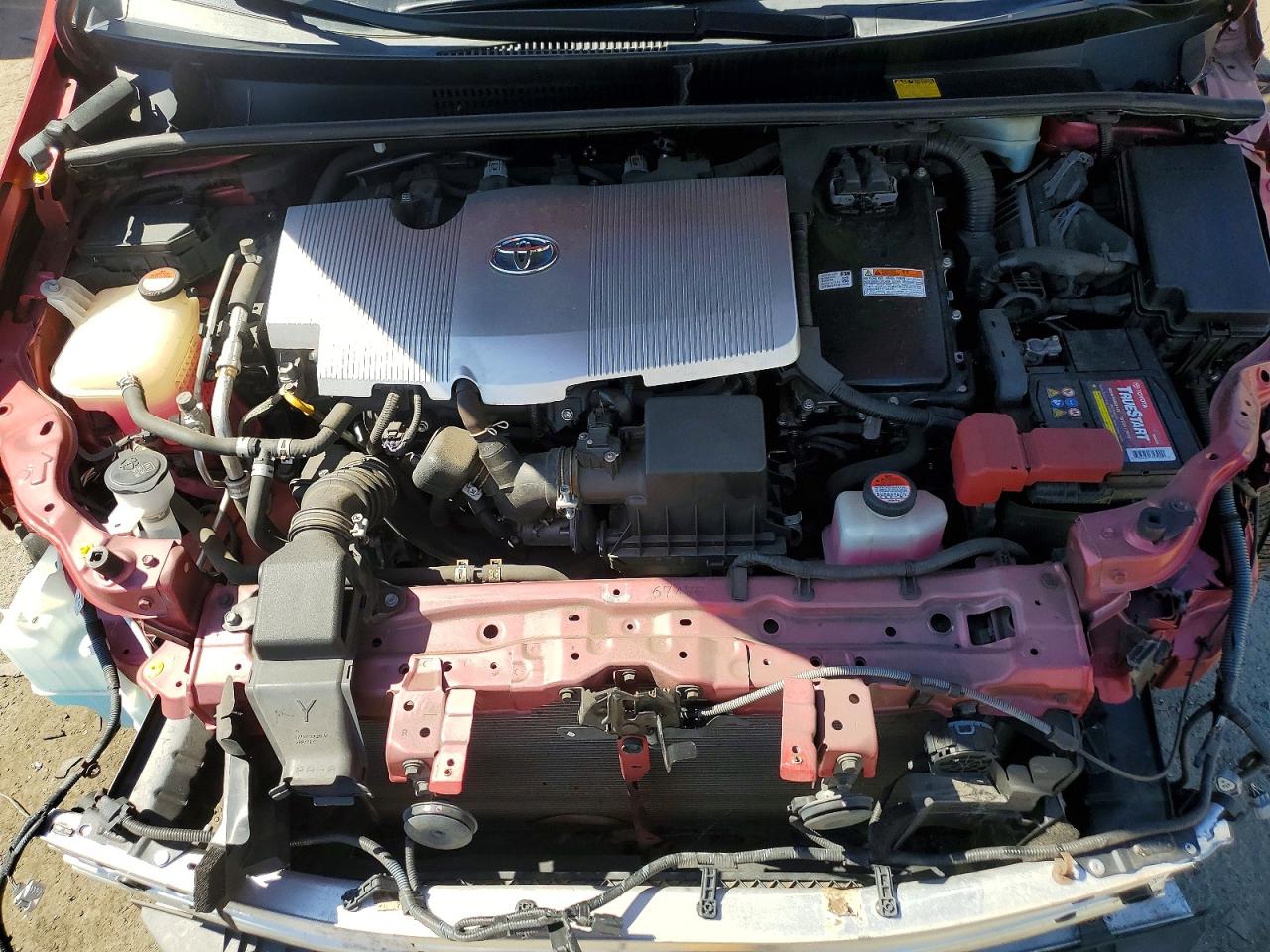 2016 TOYOTA PRIUS FOUR photo 21