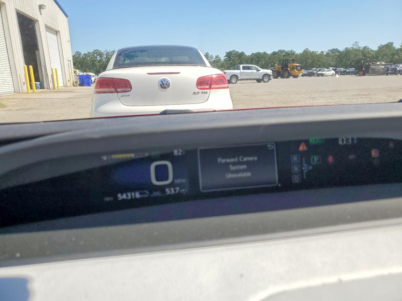 2016 TOYOTA PRIUS FOUR photo 17
