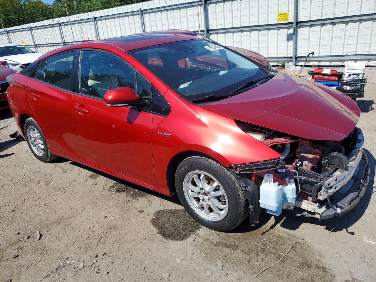 2016 TOYOTA PRIUS FOUR photo 7