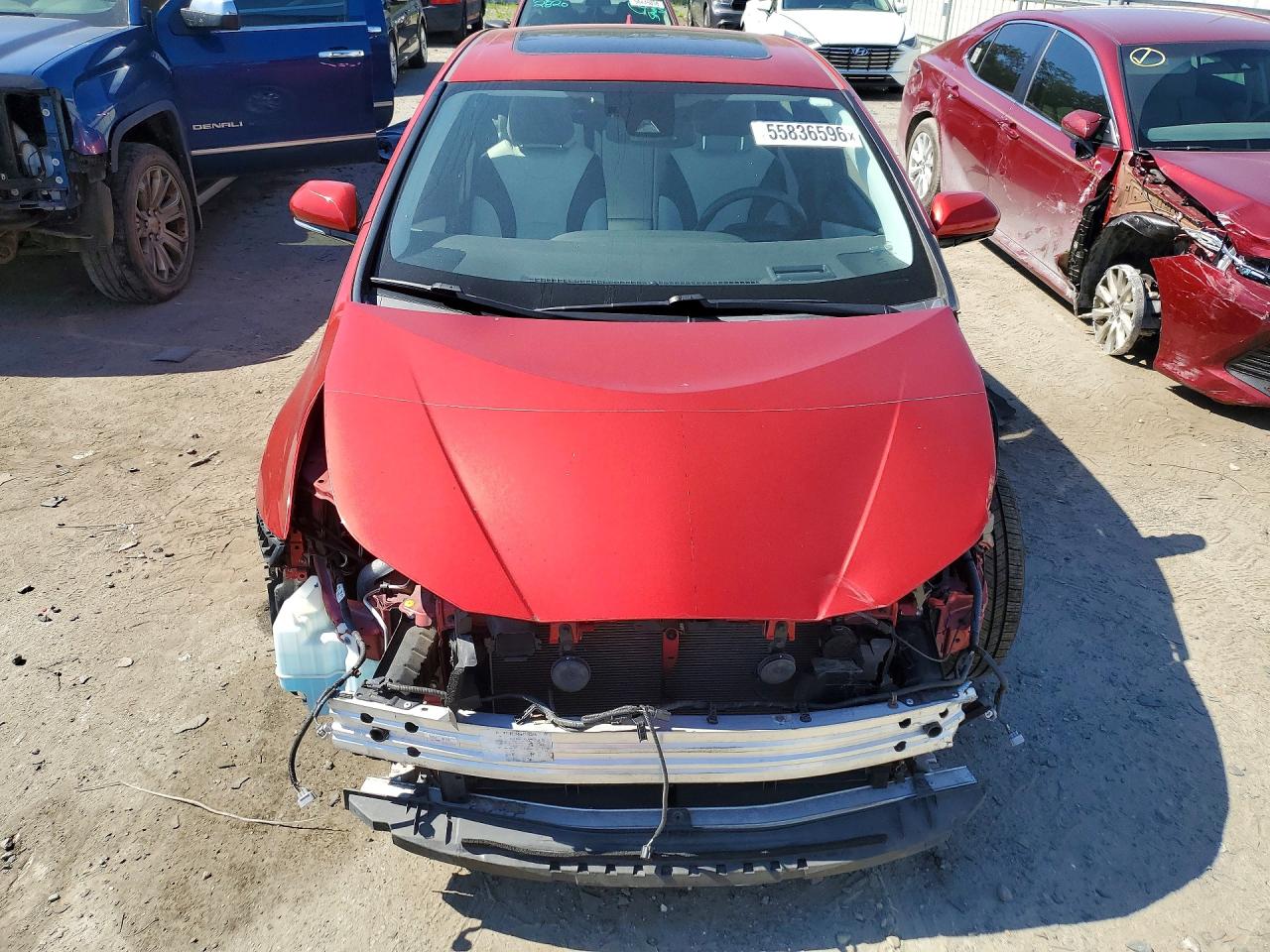 2016 TOYOTA PRIUS FOUR photo 9