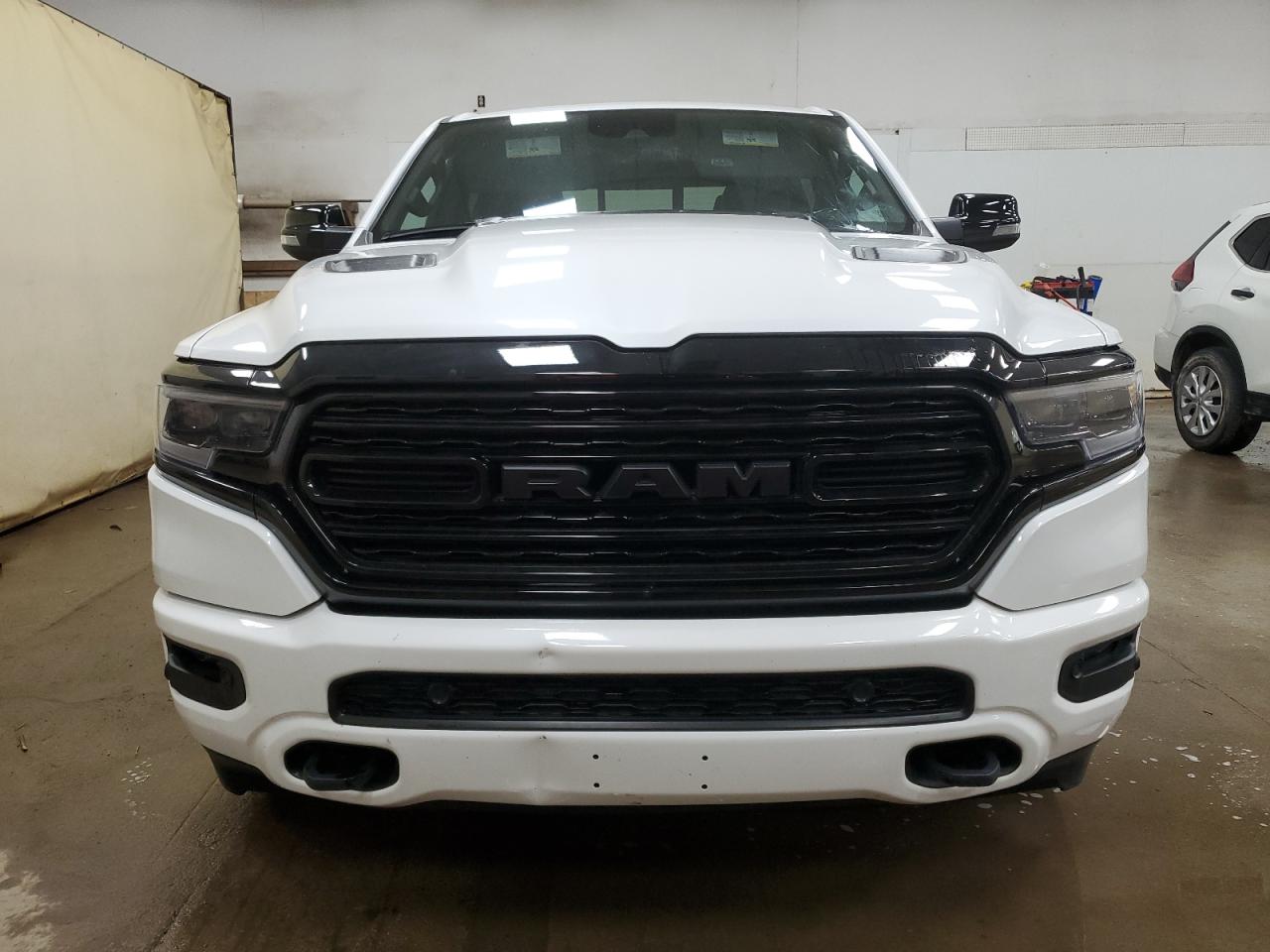 2023 RAM 1500 LIMITED photo 5