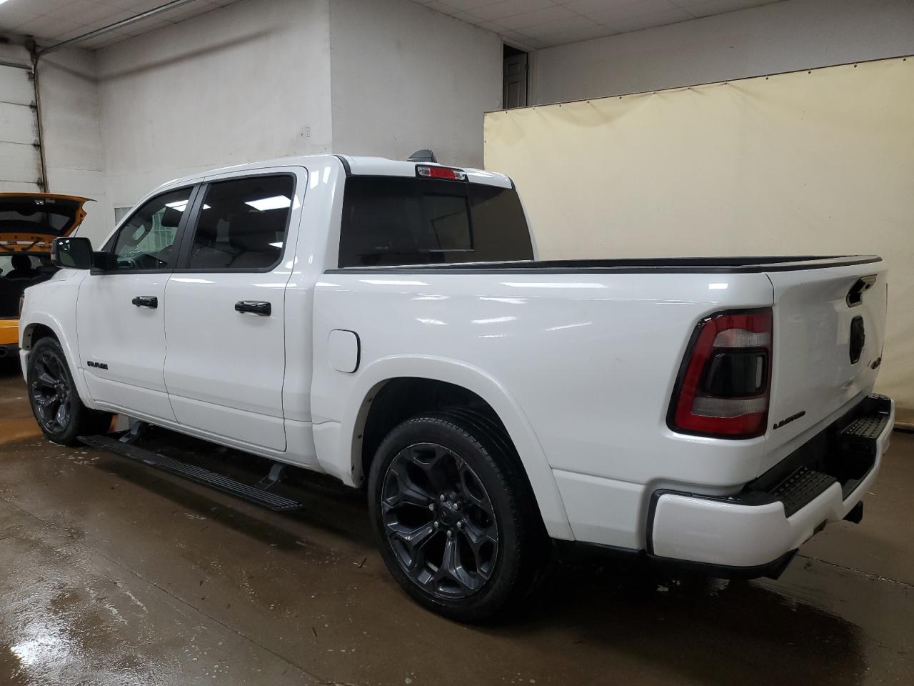 2023 RAM 1500 LIMITED photo 2
