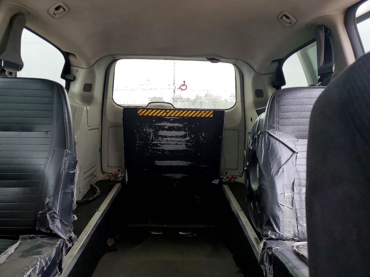 2011 DODGE GRAND CARAVAN C photo 10