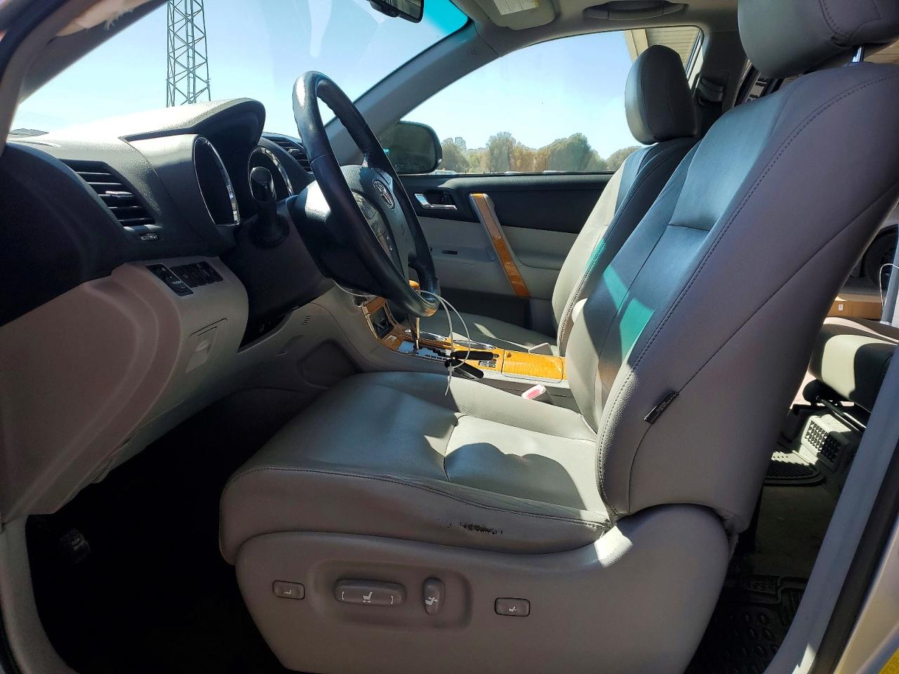 2009 TOYOTA HIGHLANDER HYBRID LIMITED photo 13