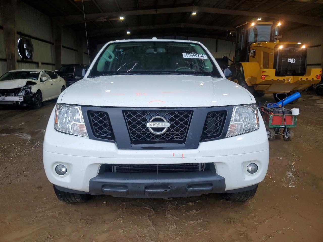 2018 NISSAN FRONTIER SV photo 9