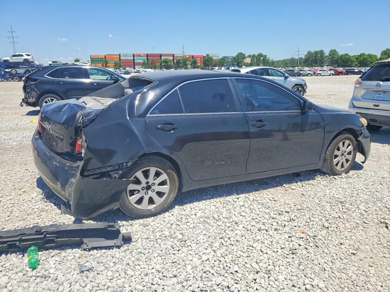 2009 TOYOTA CAMRY XLE photo 3
