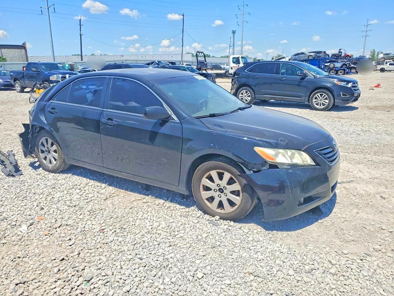 2009 TOYOTA CAMRY XLE photo 4