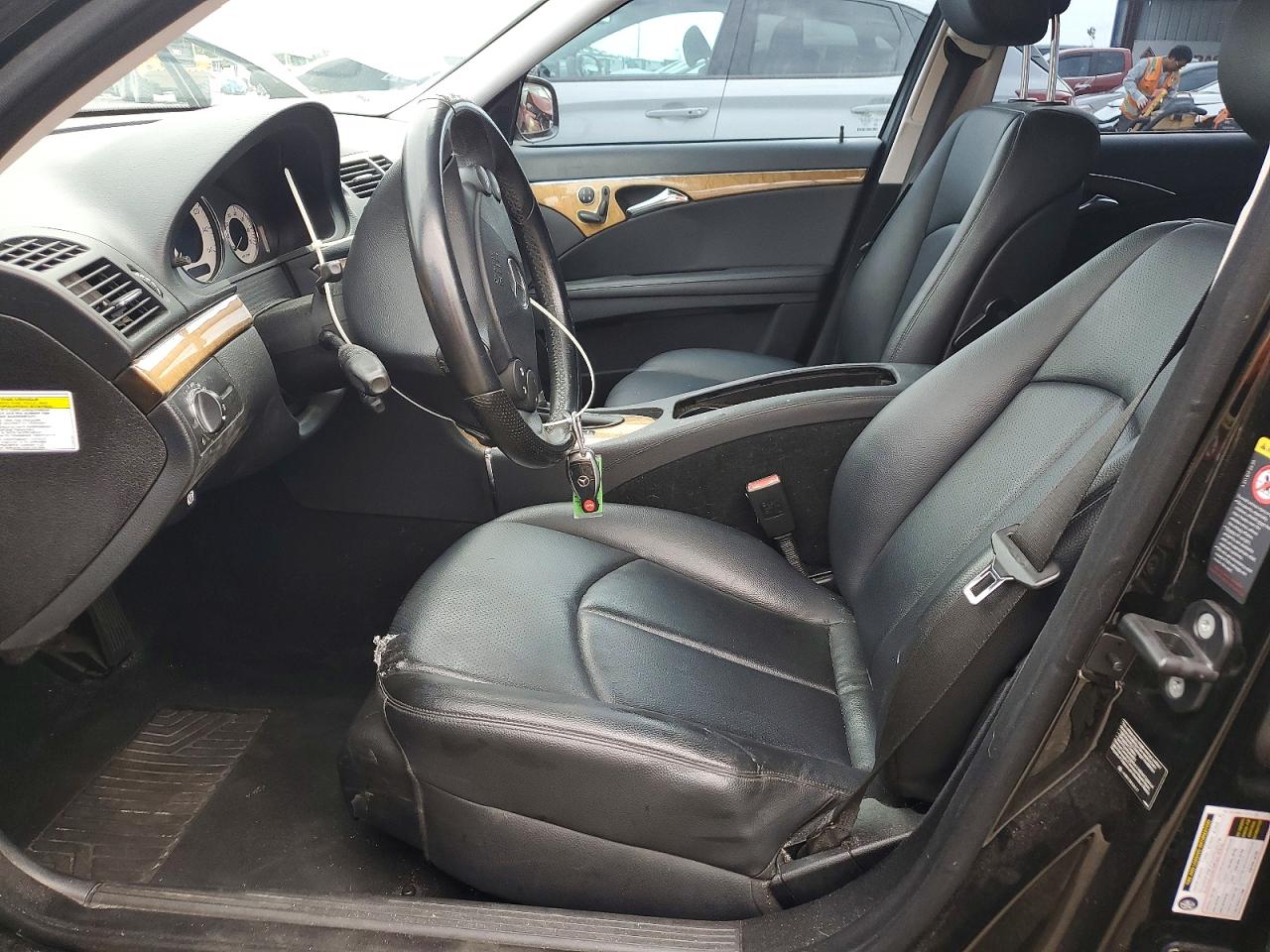 2009 MERCEDES-BENZ E 350 photo 13