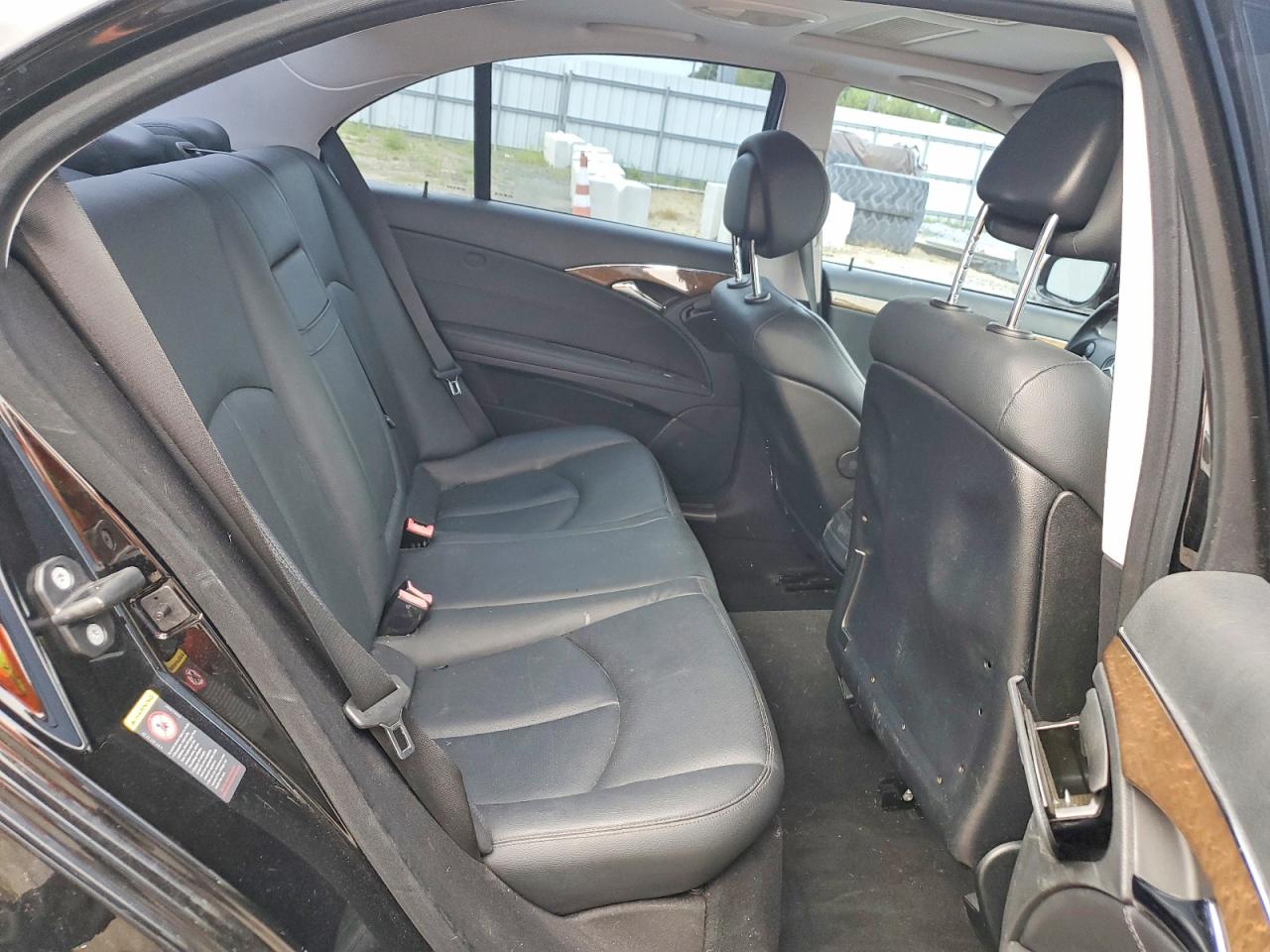 2009 MERCEDES-BENZ E 350 photo 19