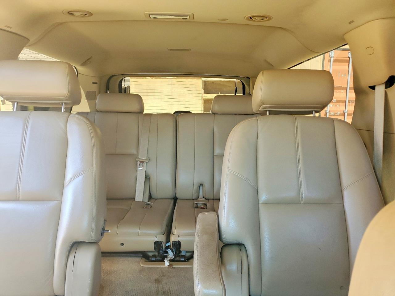 2008 CHEVROLET SUBURBAN K1500 LS photo 19