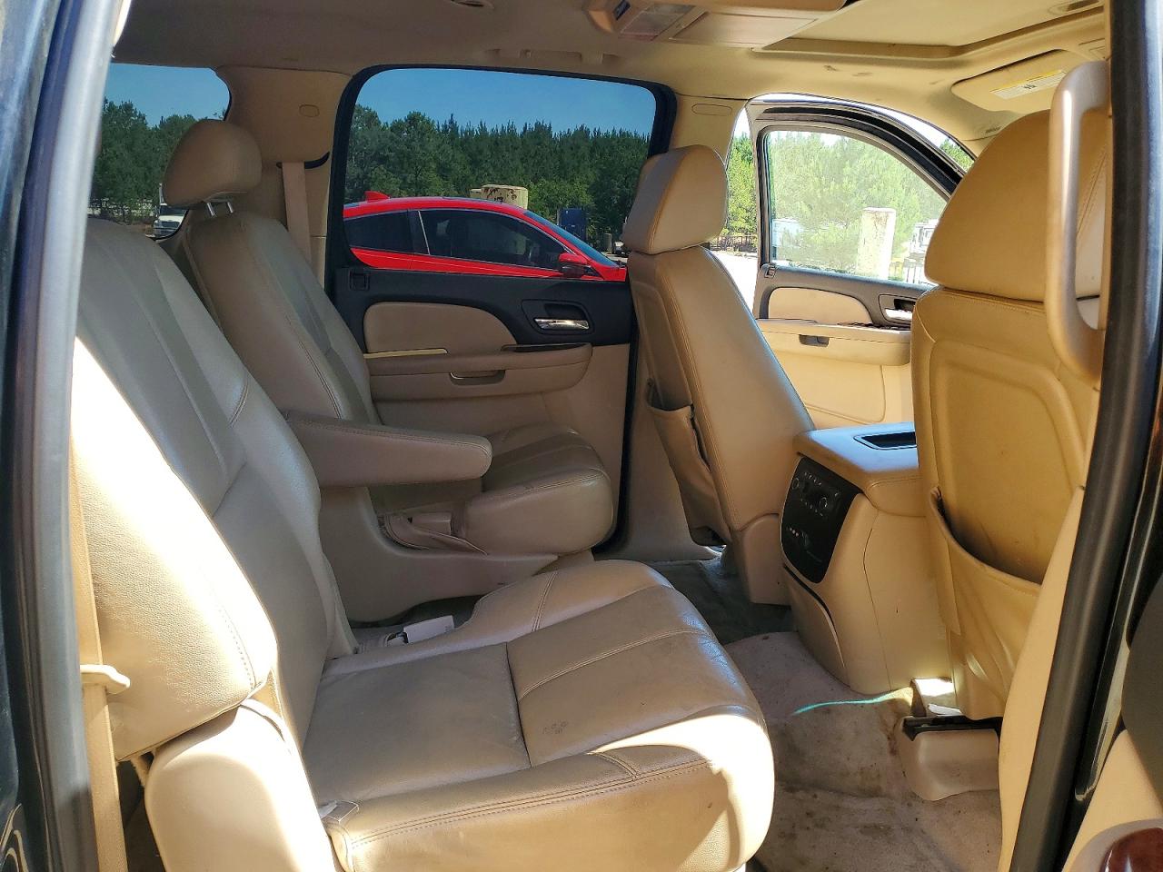 2008 CHEVROLET SUBURBAN K1500 LS photo 21