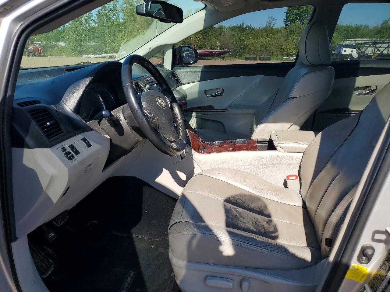 2012 TOYOTA VENZA LIMITED photo 13