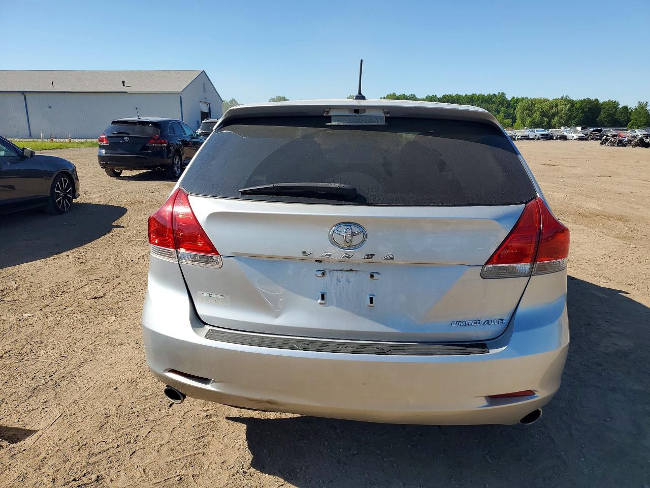 2012 TOYOTA VENZA LIMITED photo 11