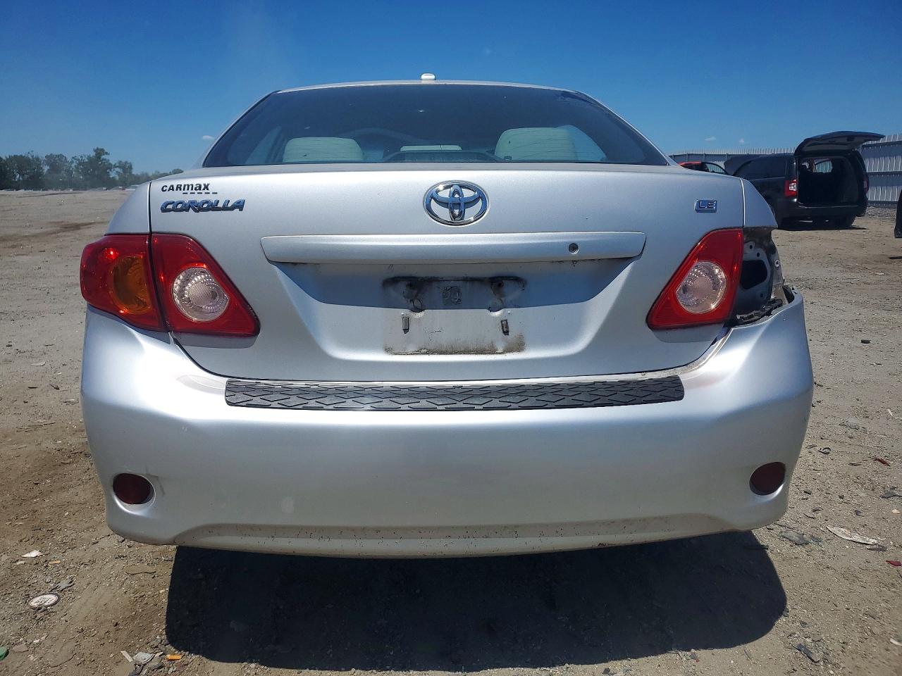 2009 TOYOTA COROLLA LE photo 11
