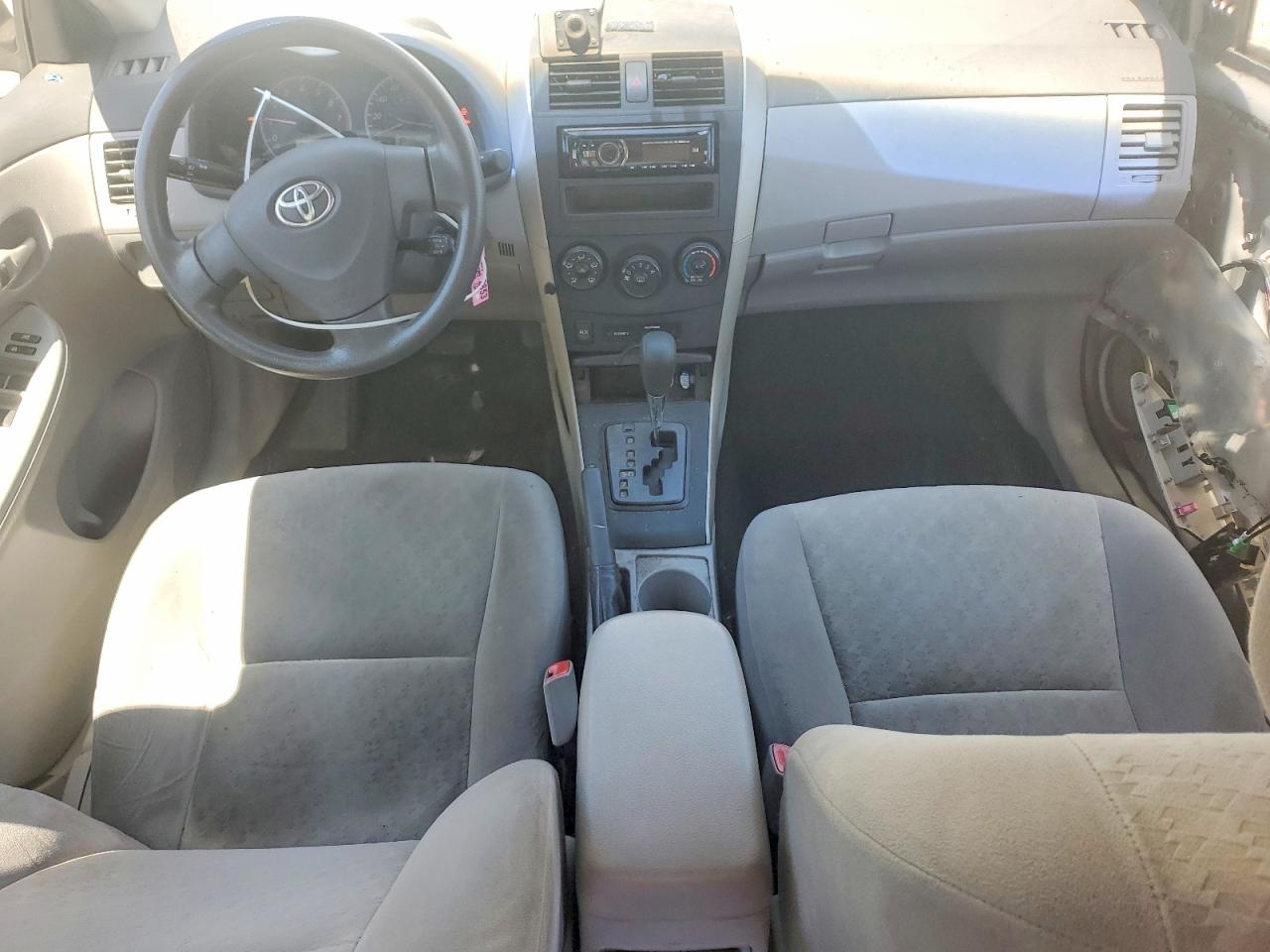 2009 TOYOTA COROLLA LE photo 15