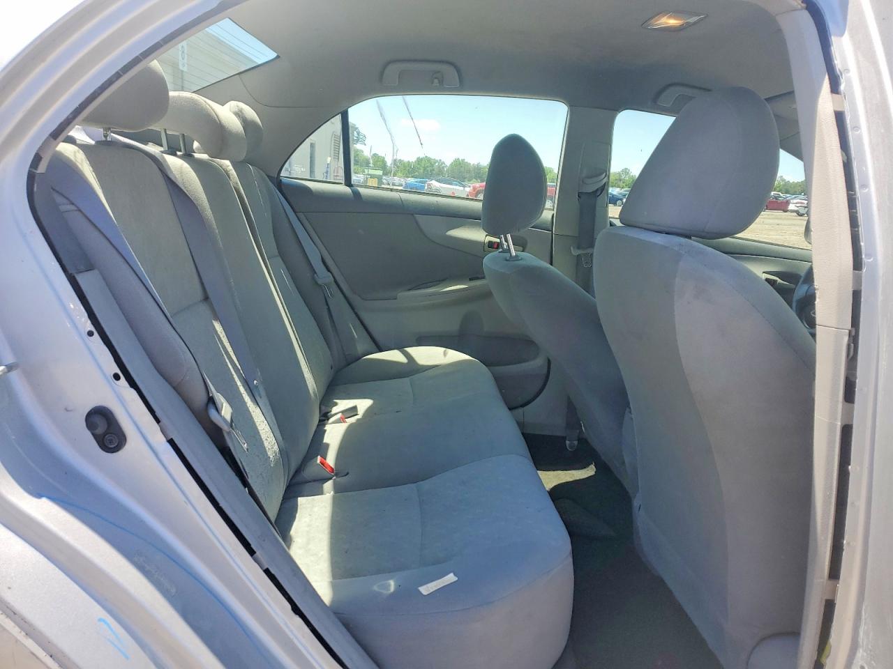 2009 TOYOTA COROLLA LE photo 19