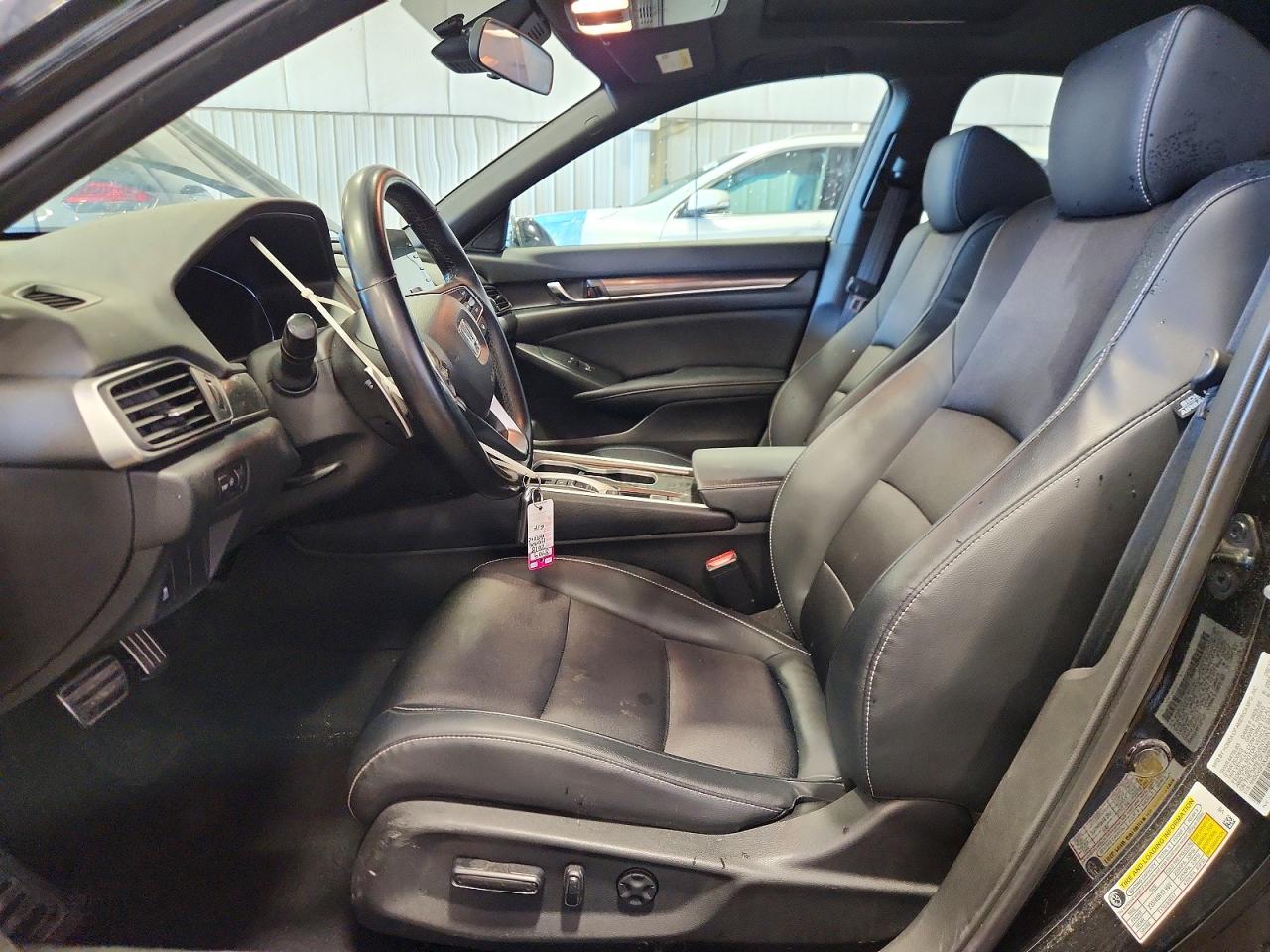 2018 HONDA ACCORD SPORT photo 13