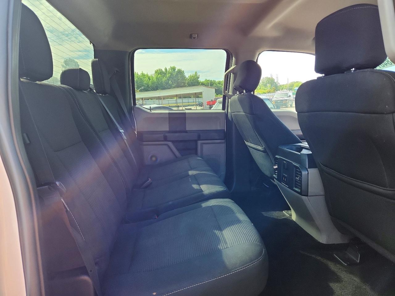 2017 FORD F150 SUPERCREW photo 28