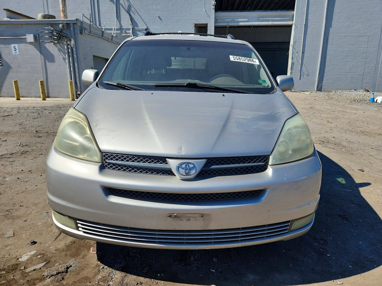 2004 TOYOTA SIENNA XLE 7 PASSENGER photo 9