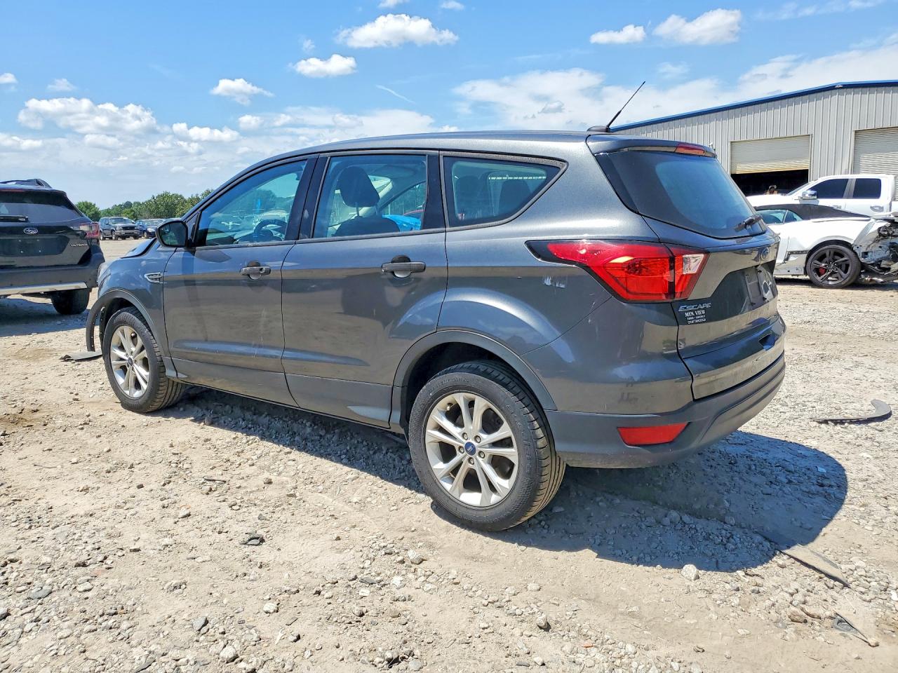 2019 FORD ESCAPE S photo 3