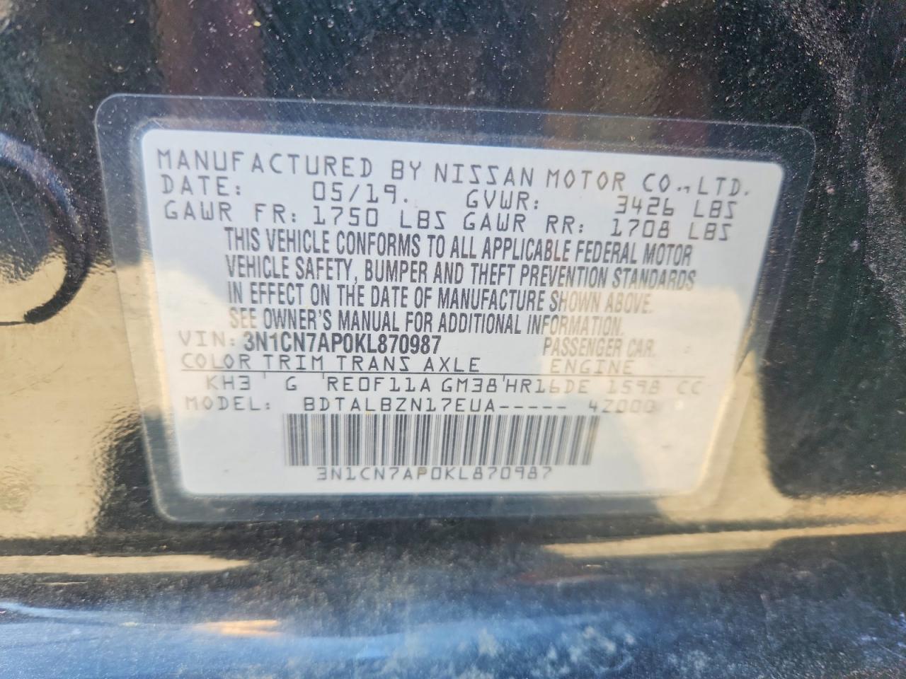 2019 NISSAN VERSA SV photo 34