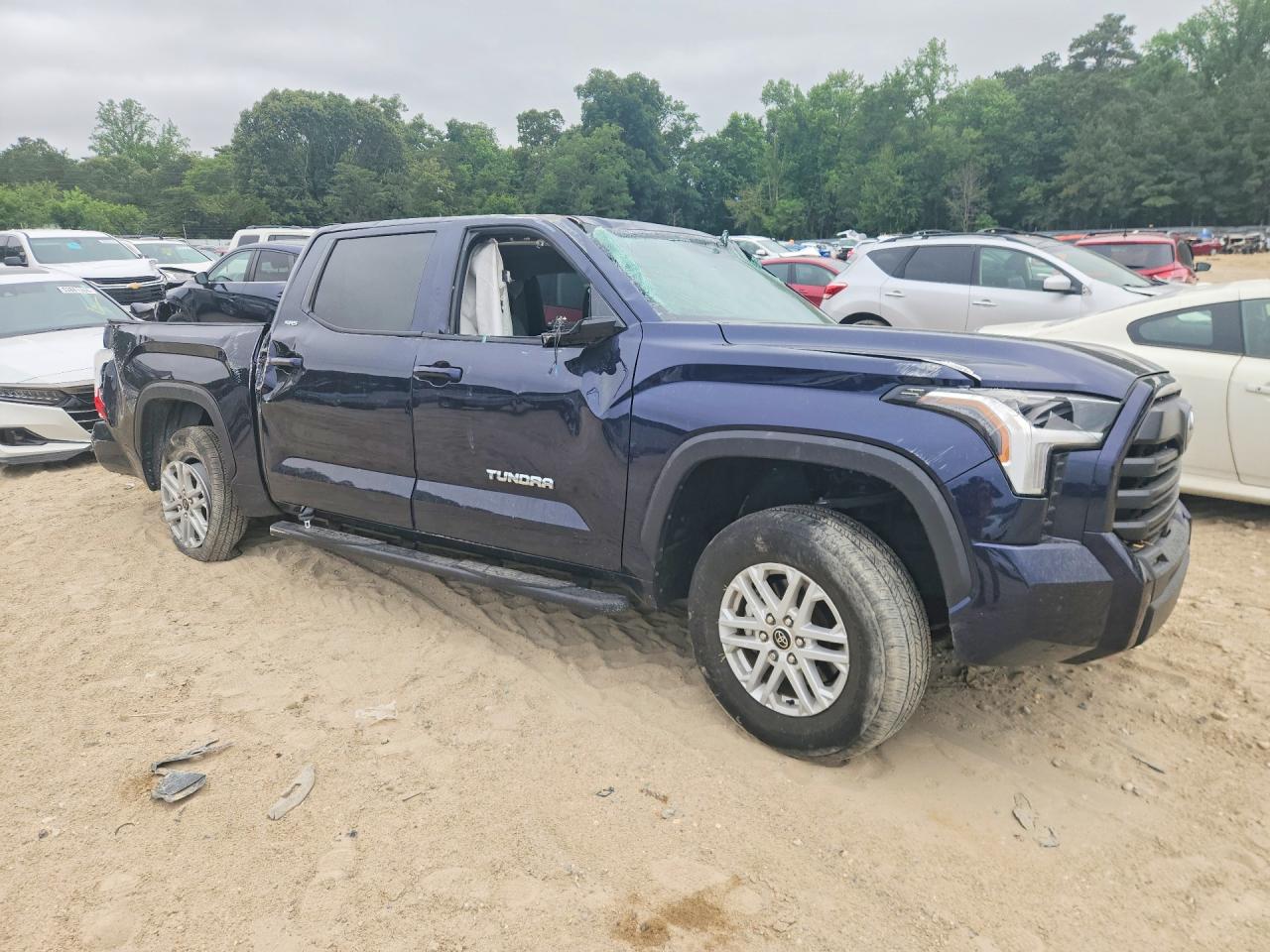 2024 TOYOTA TUNDRA SR5 photo 4