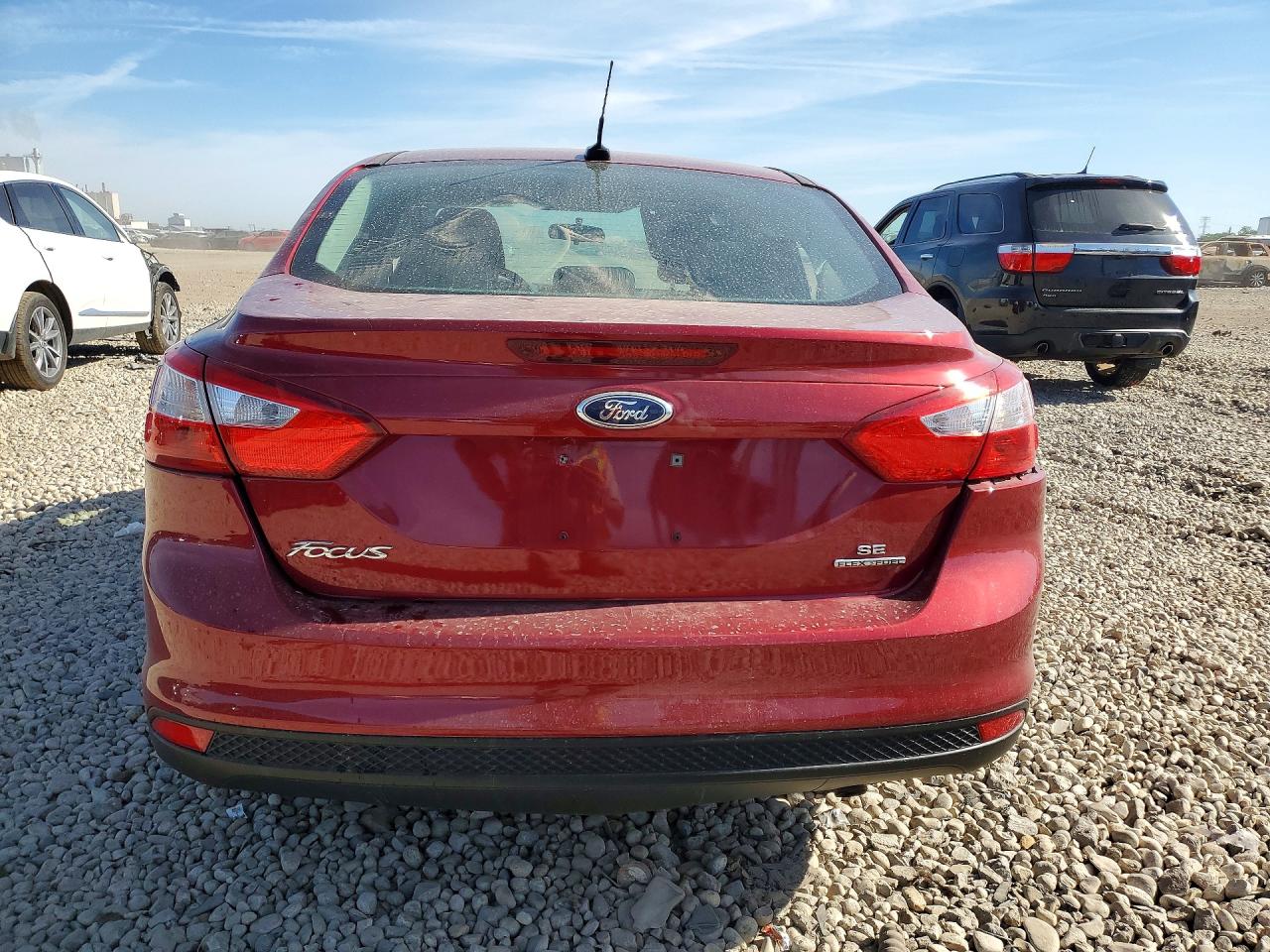 2014 FORD FOCUS SE photo 11