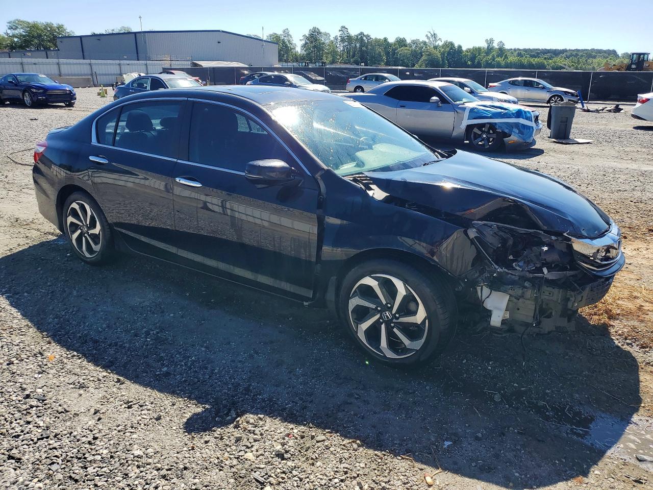 2016 HONDA ACCORD EX photo 4