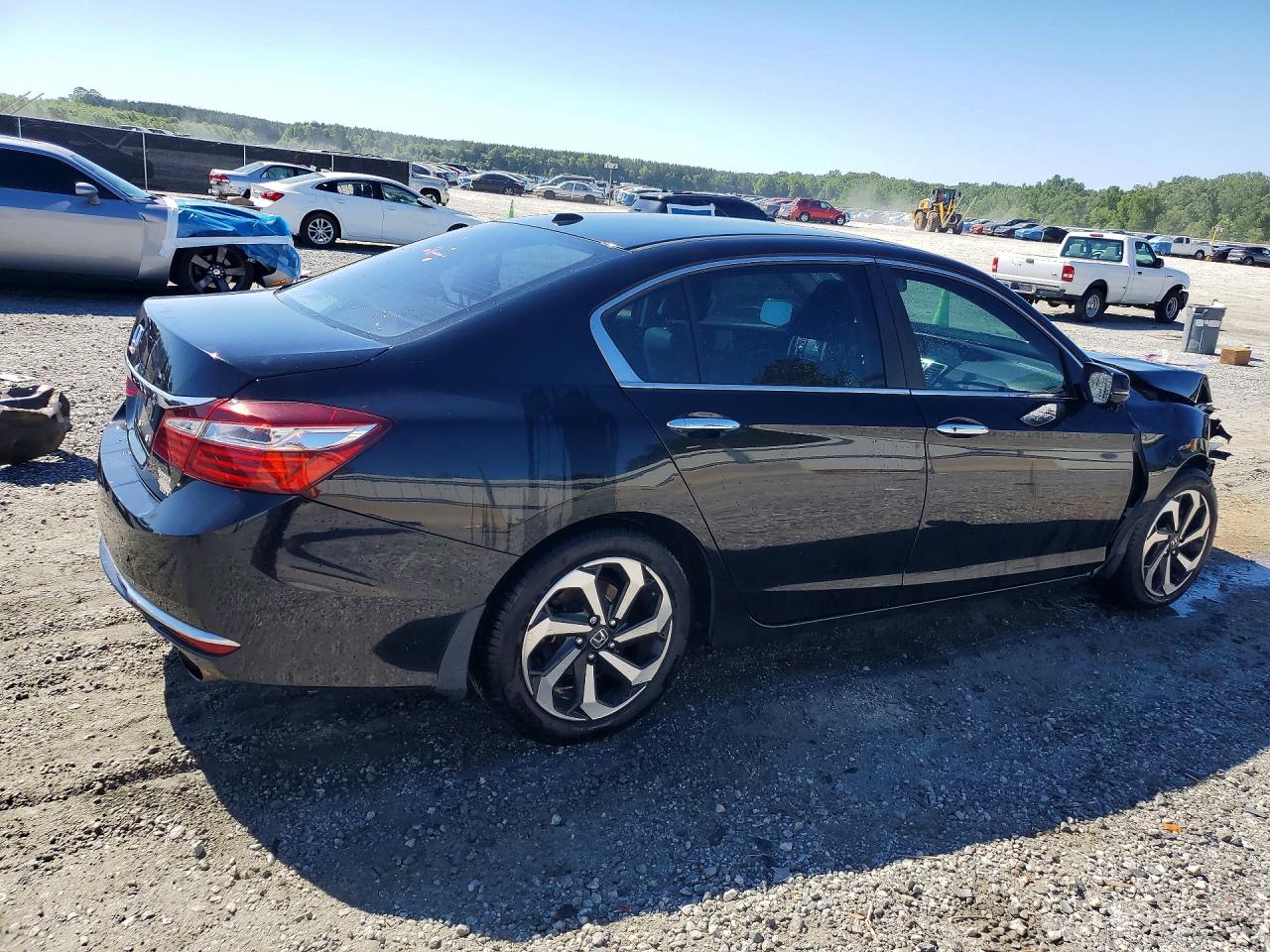2016 HONDA ACCORD EX photo 3