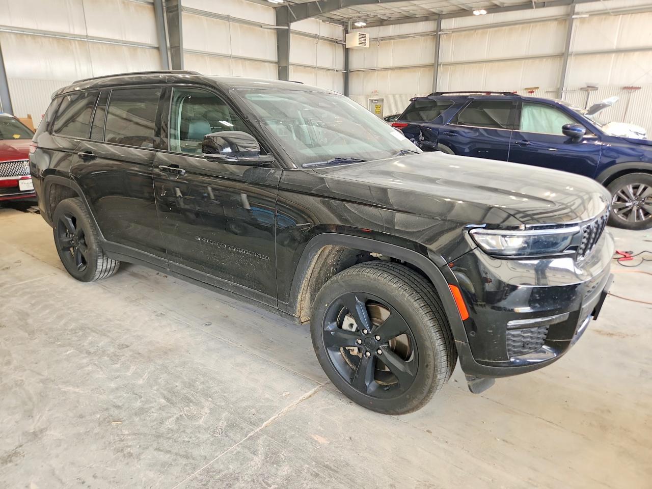 2023 JEEP GRAND CHEROKEE L LIMITED photo 7