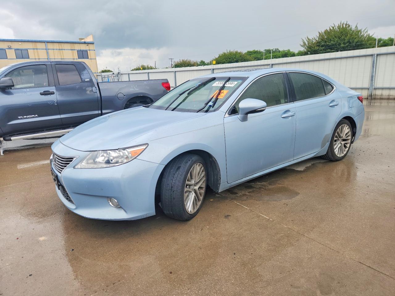 2013 LEXUS ES