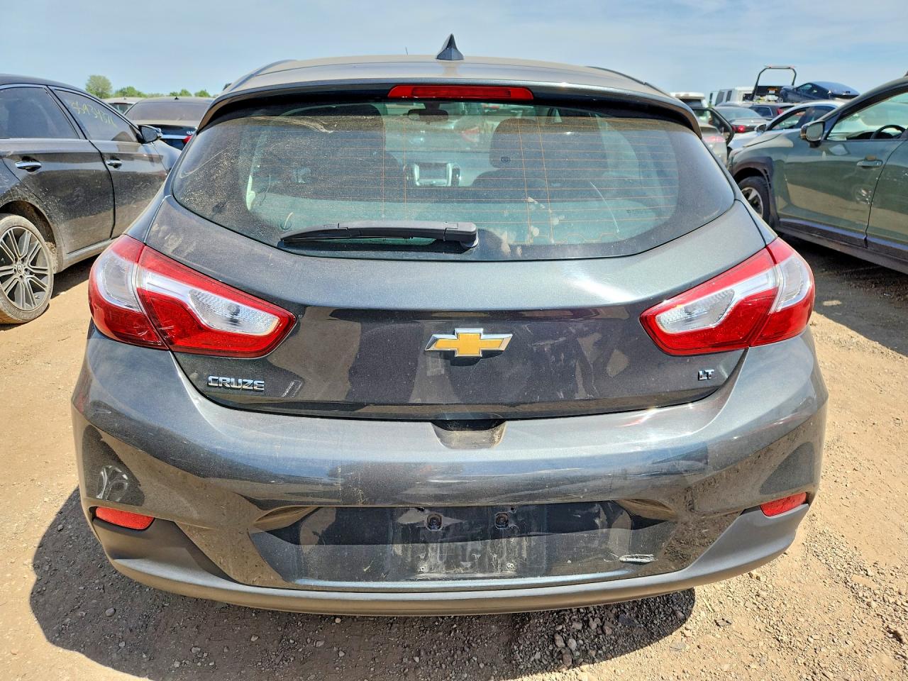 2017 CHEVROLET CRUZE LT photo 6