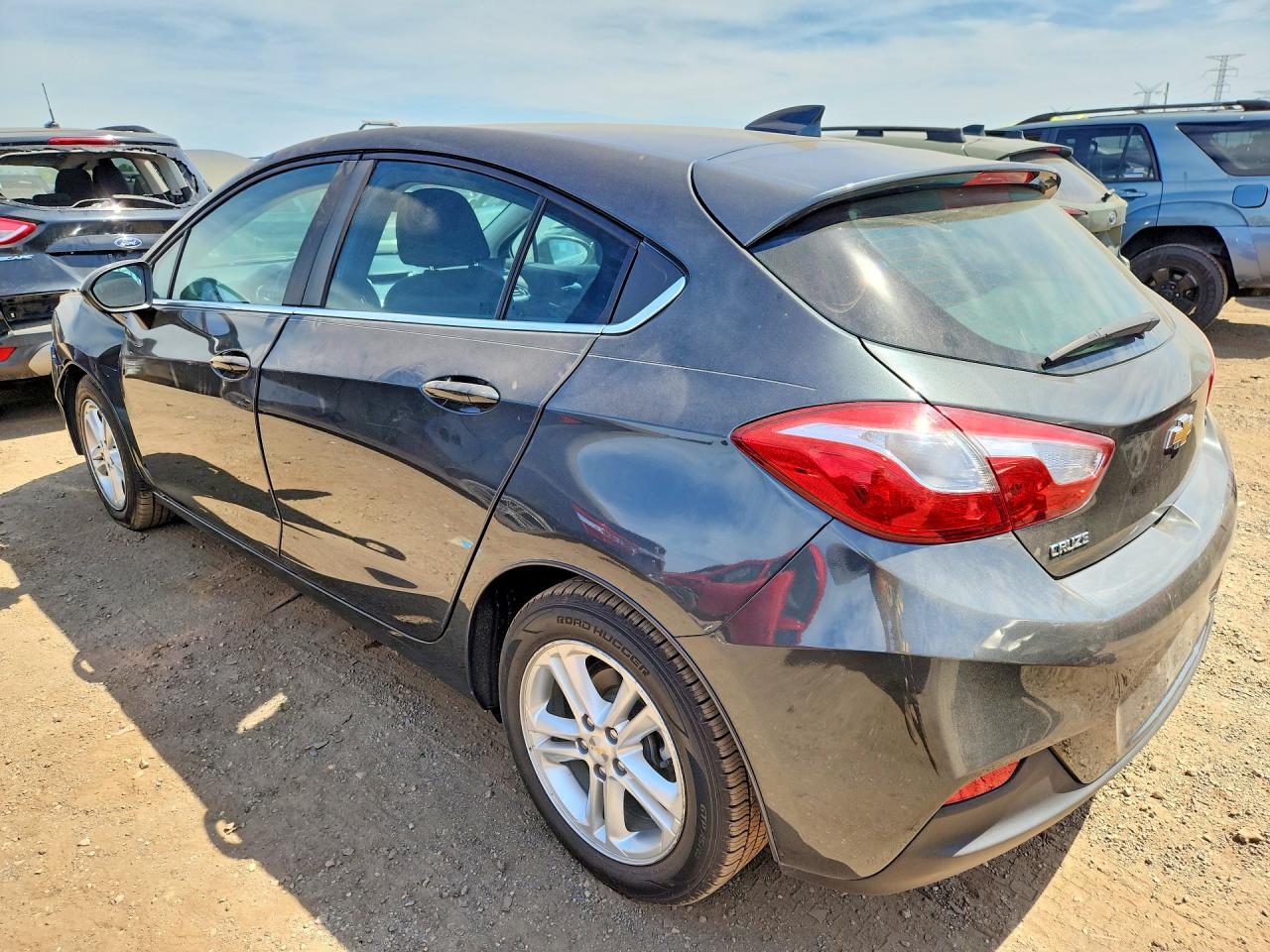 2017 CHEVROLET CRUZE LT photo 2