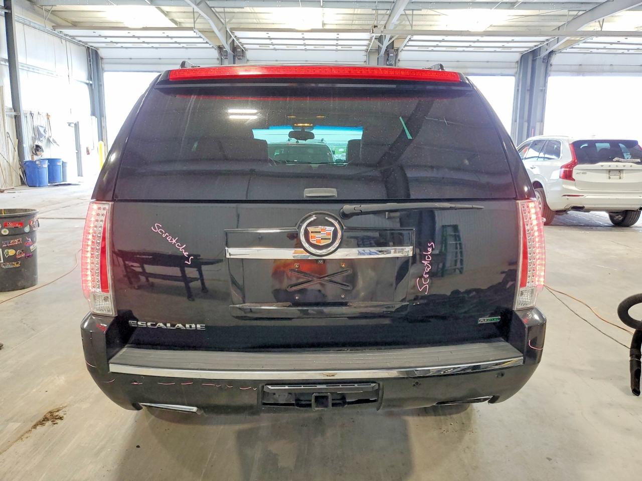 2012 CADILLAC ESCALADE PREMIUM photo 11