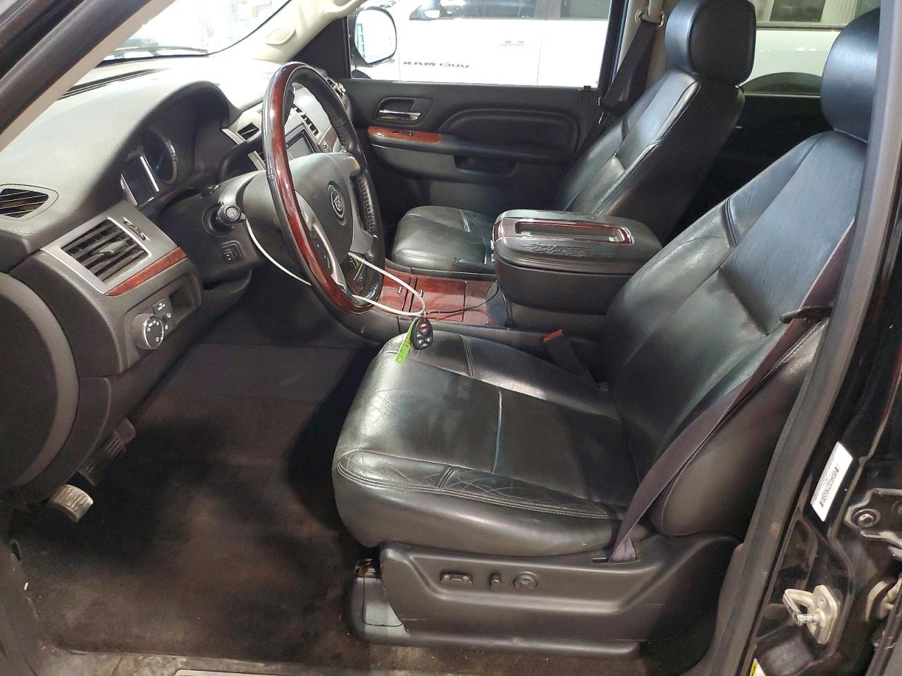 2012 CADILLAC ESCALADE PREMIUM photo 13