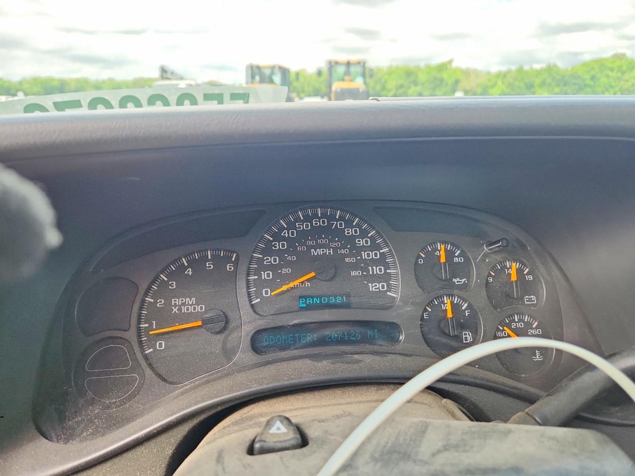 2004 CHEVROLET SILVERADO C1500 photo 17