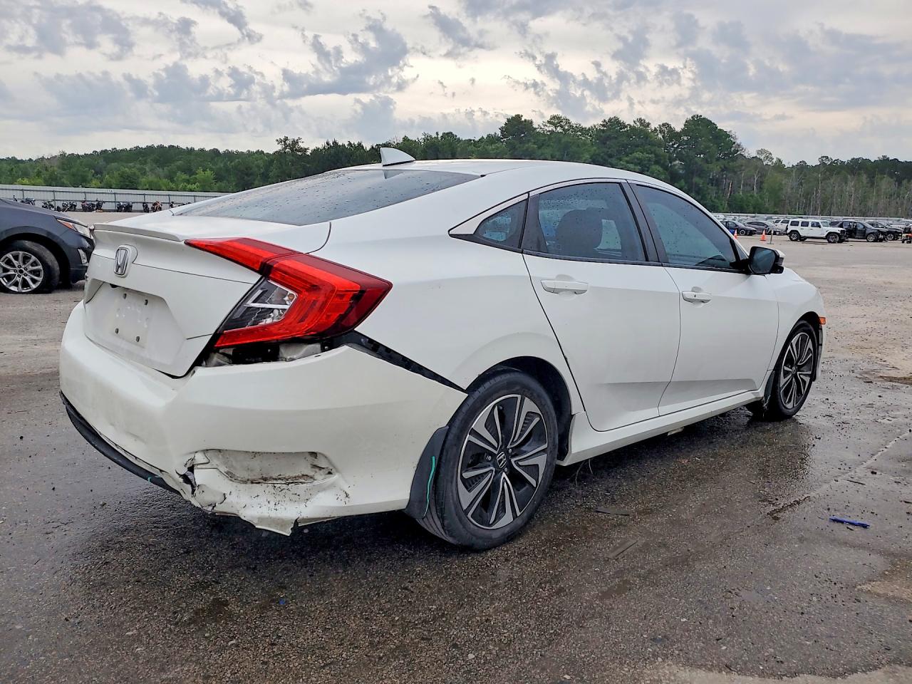 2016 HONDA CIVIC EX photo 5