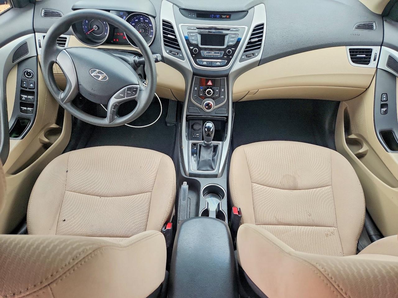 2016 HYUNDAI ELANTRA SE photo 8