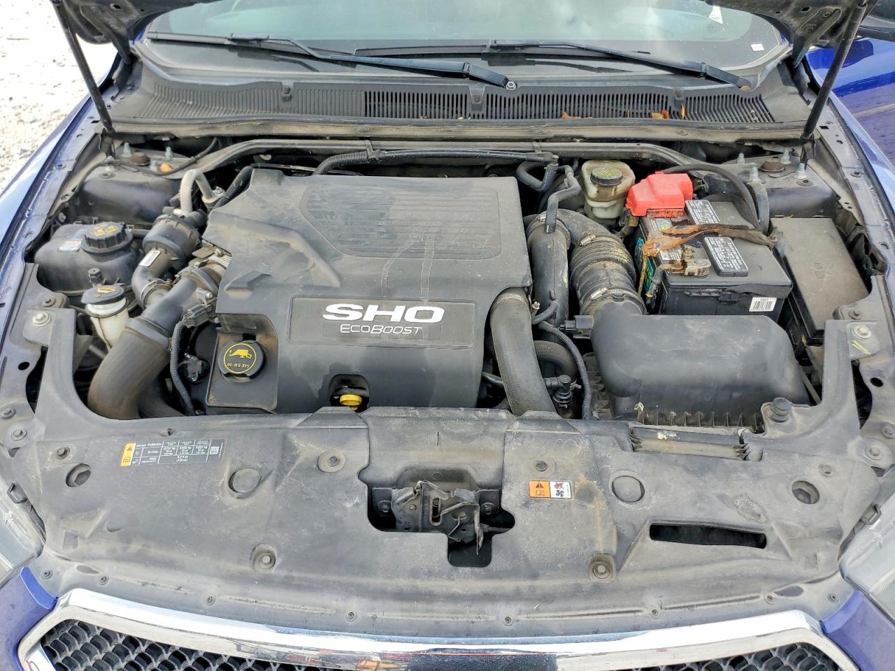 2015 FORD TAURUS SHO photo 21
