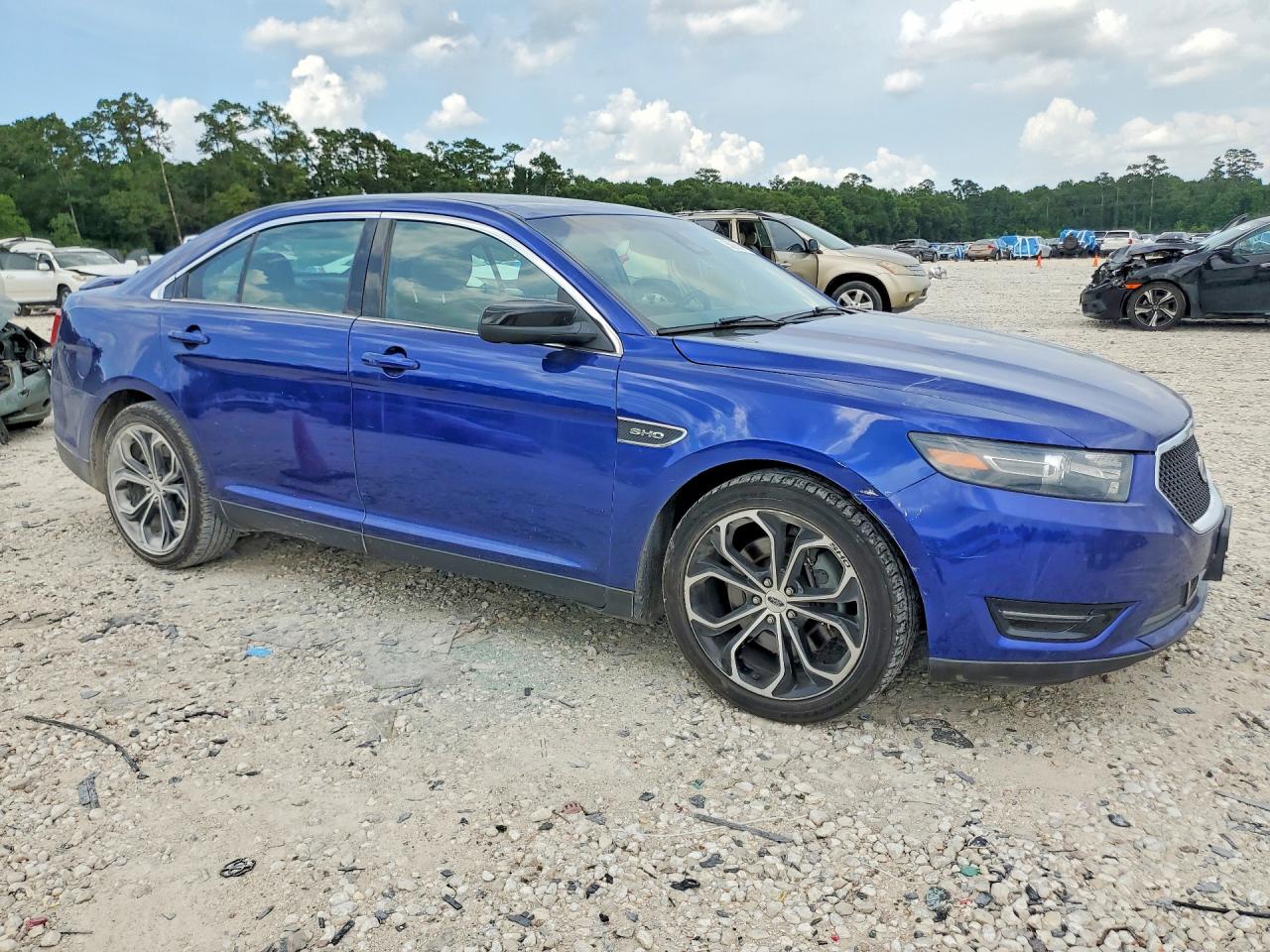 2015 FORD TAURUS SHO photo 7