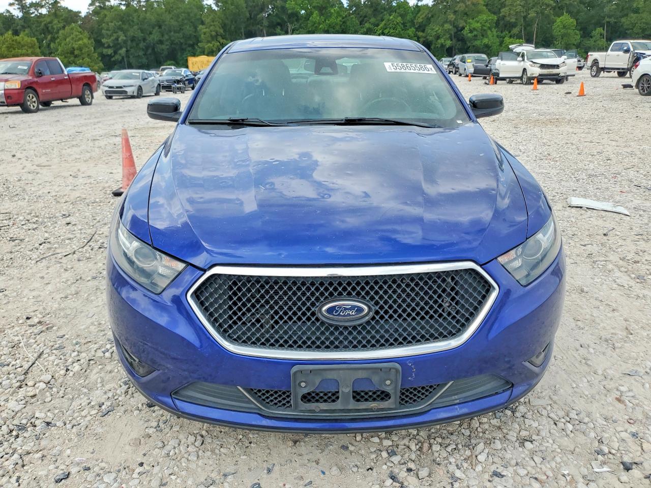 2015 FORD TAURUS SHO photo 9