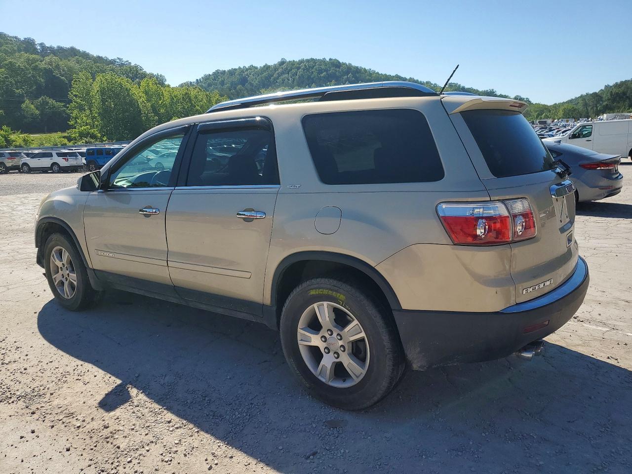 2008 GMC ACADIA SLT-1 photo 2
