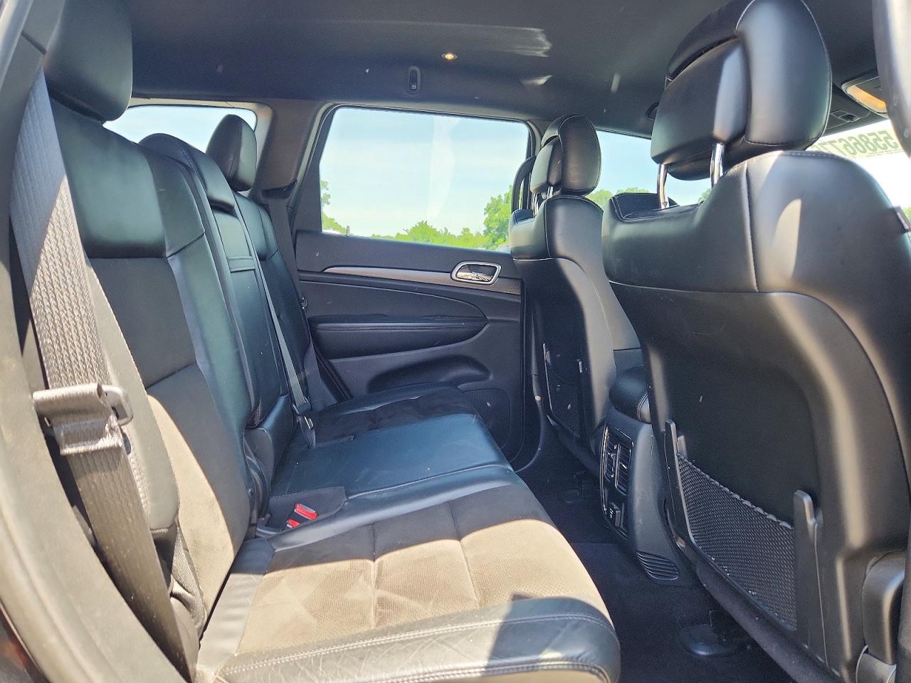 2018 JEEP GRAND CHEROKEE LAREDO photo 21