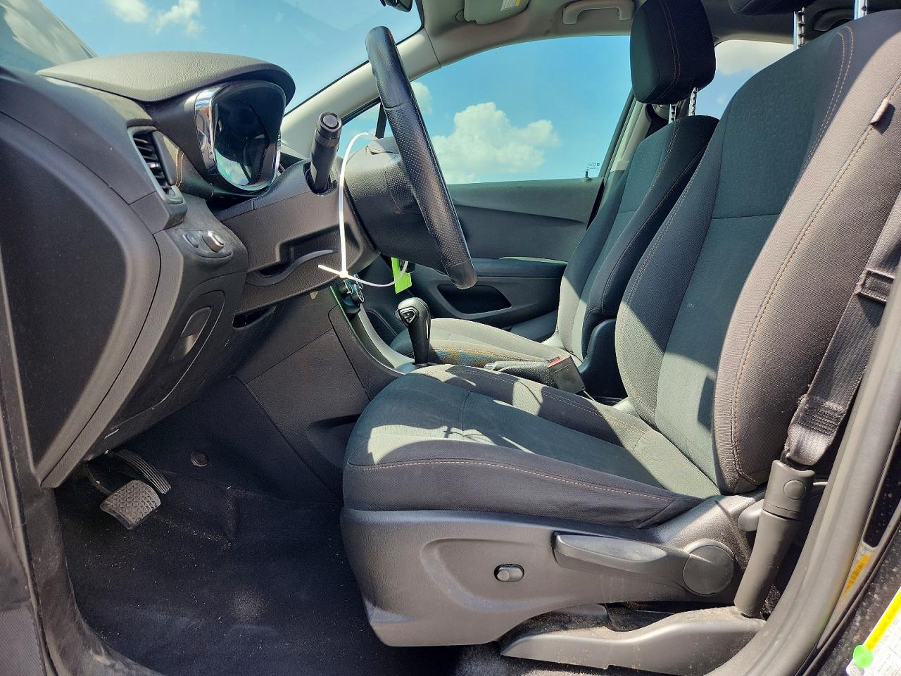 2020 CHEVROLET TRAX LS photo 19