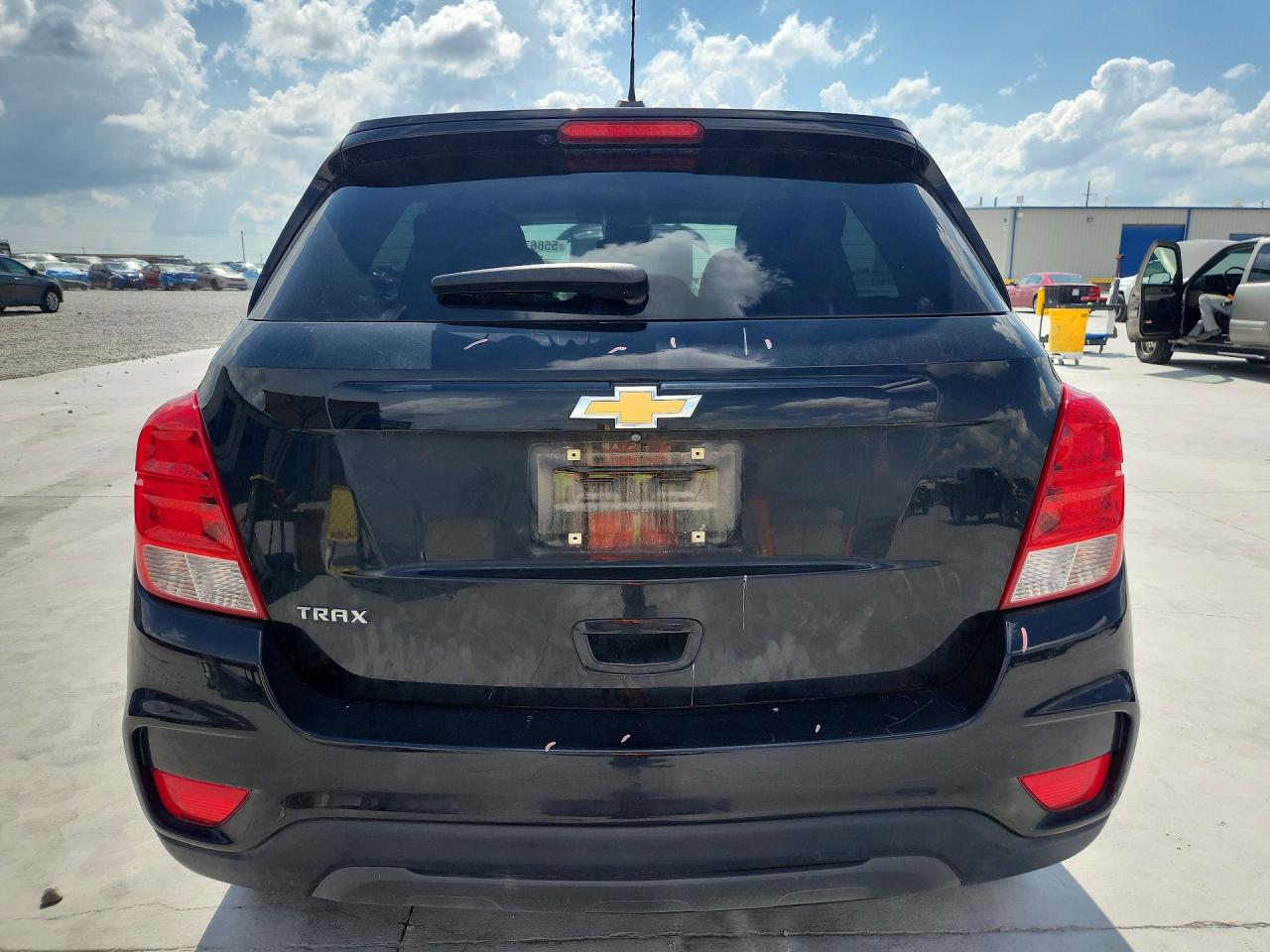 2020 CHEVROLET TRAX LS photo 16