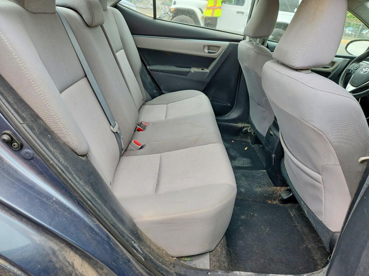2014 TOYOTA COROLLA LE photo 28